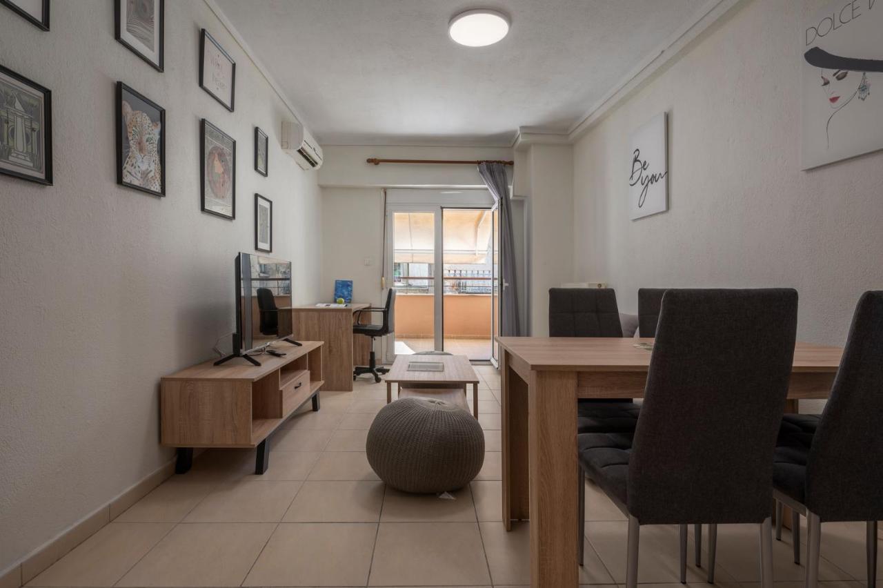 Kosmos Sevice Apartment Family City Center 4A テッサロニキ エクステリア 写真